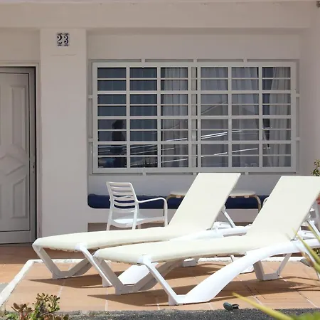 Apartment Blancas